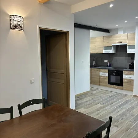 Apartamento Charming In A Residential Building Canet-de-Salars