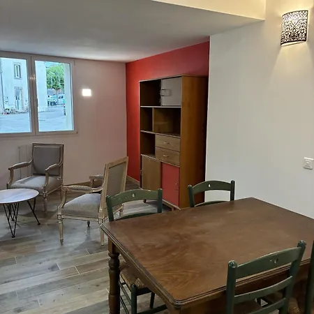 Apartamento Charming In A Residential Building *